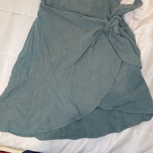 GREEN STRAPLESS TIE DRESS - Picture 3 of 6